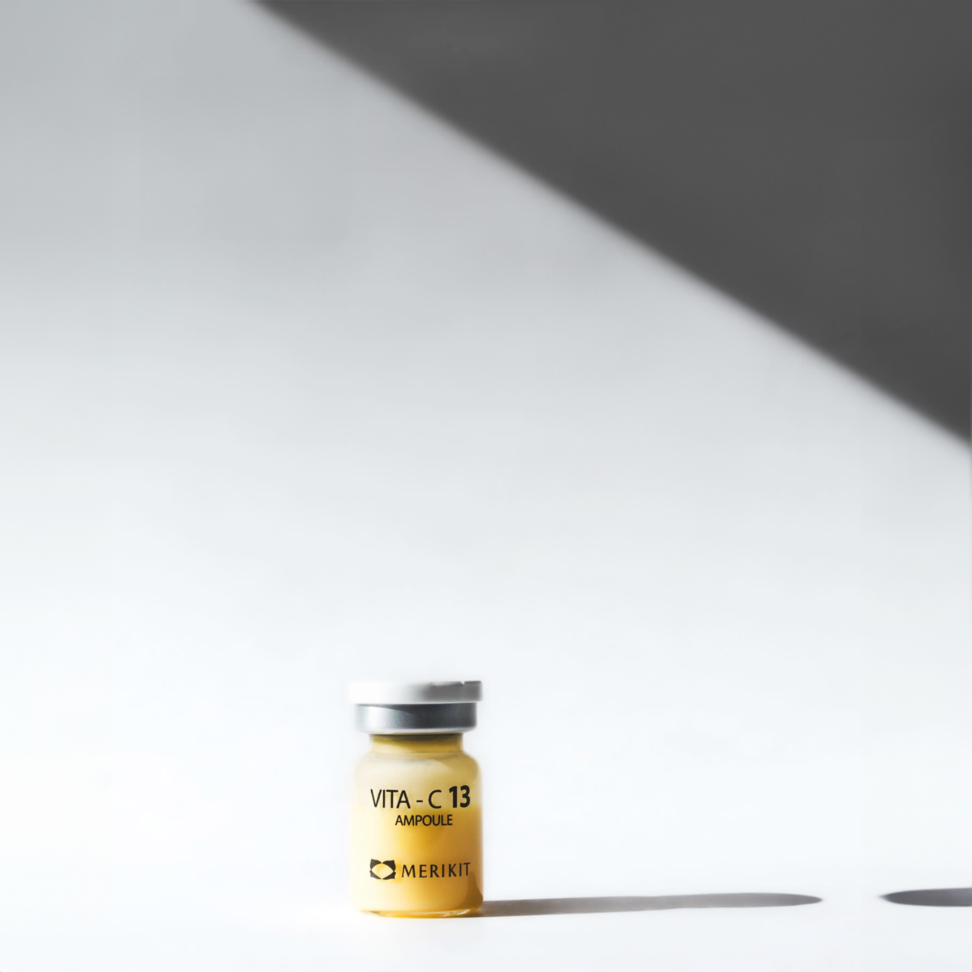 Merikit VITA - C 13 Ampoule - Mesoglow